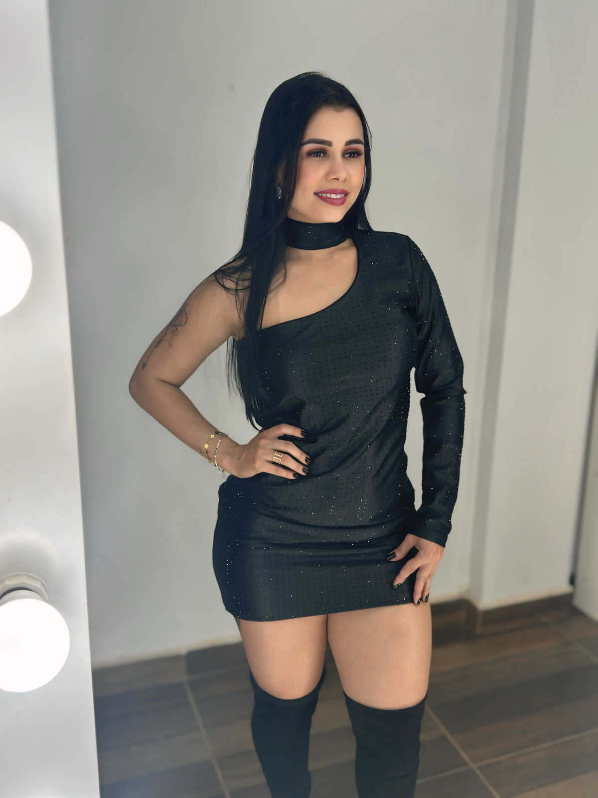 Vestido choker black luxo